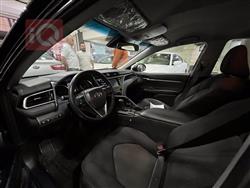 تۆیۆتا کامری